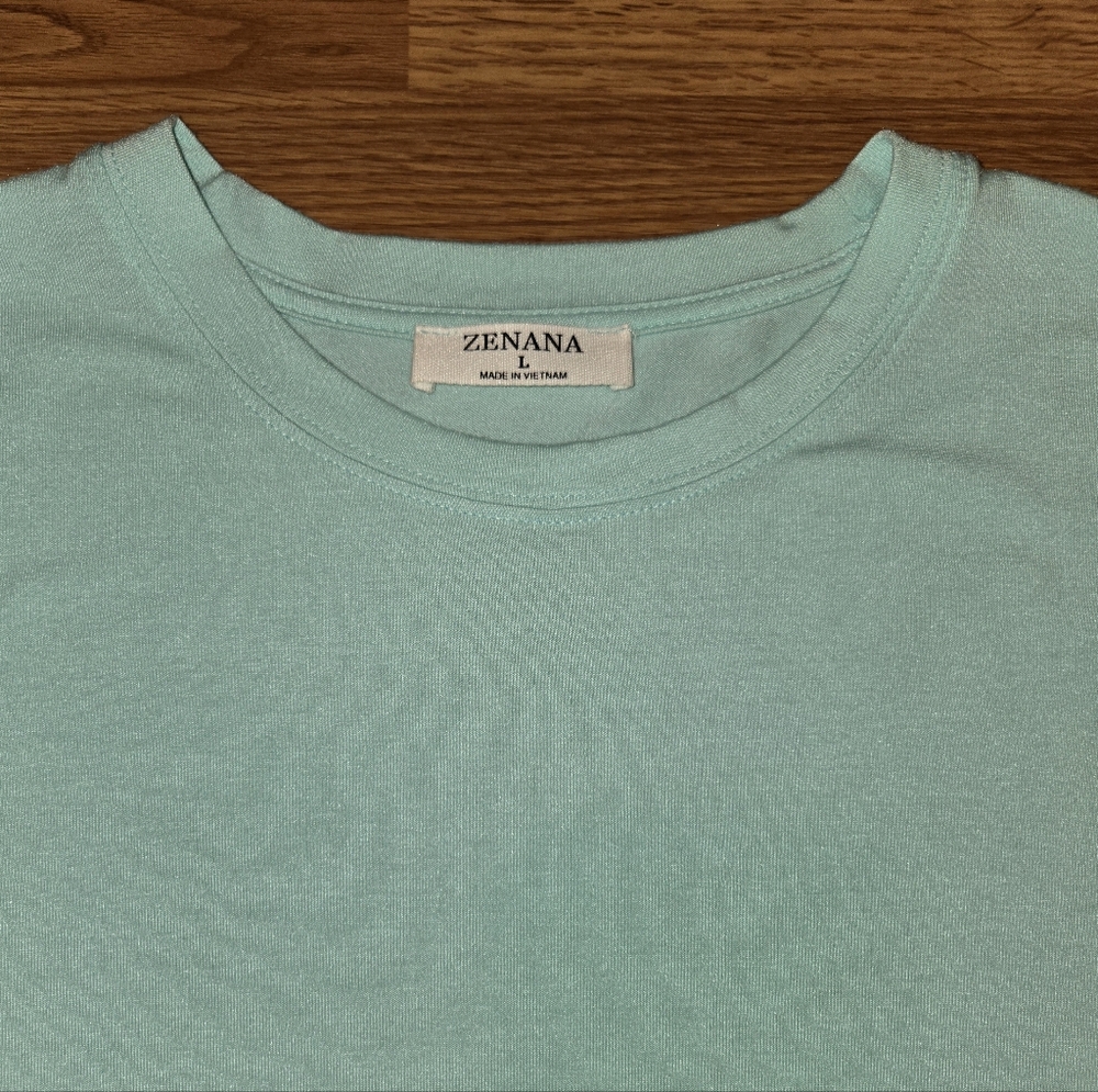NWOT Zenana Basic Tee - Picture 3 of 6